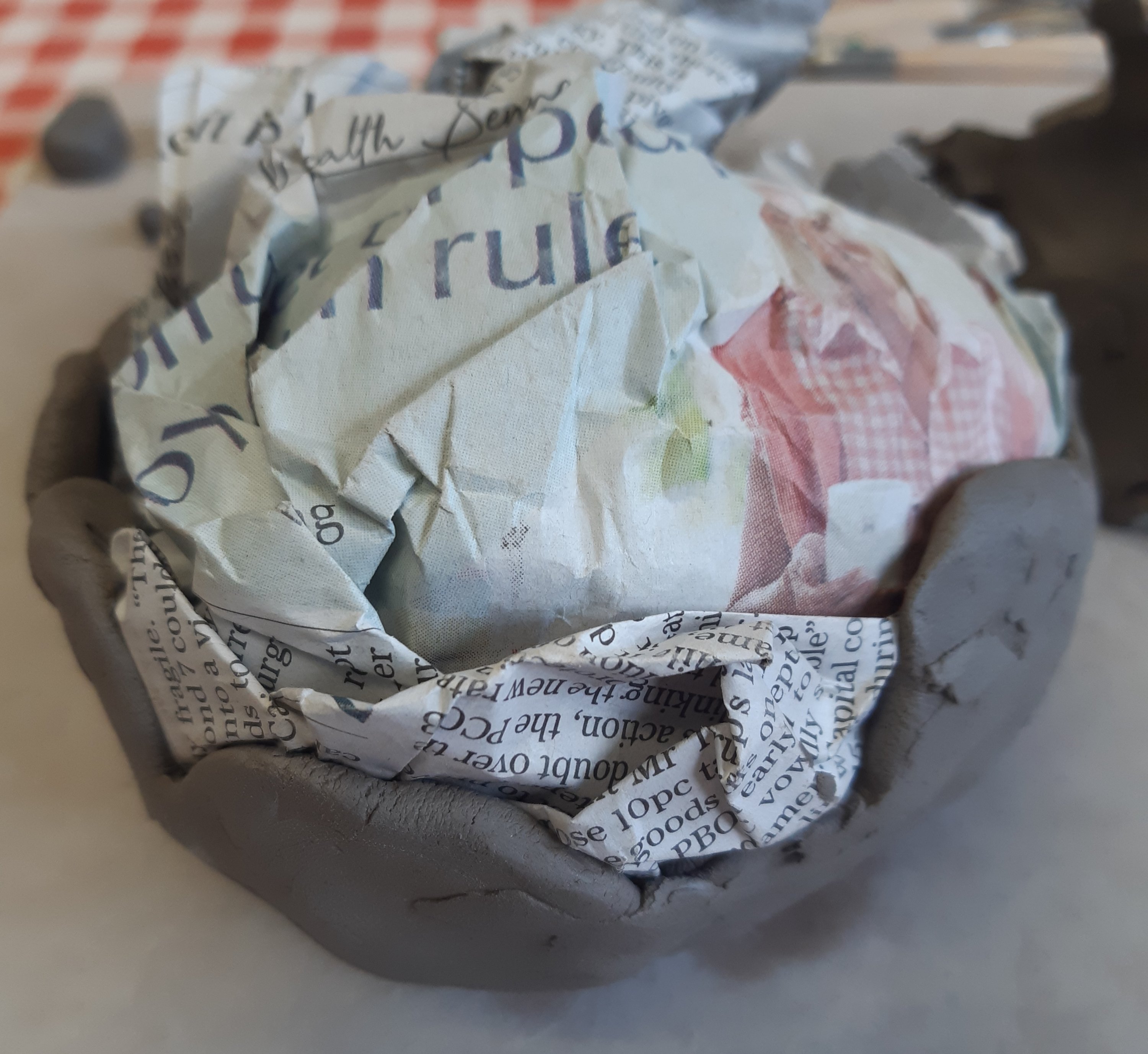 Ceramics for beginners: Creating a 3D clay form – Keeping it creative